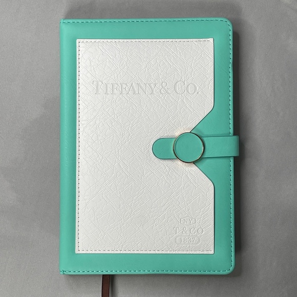 Tiffany VIP Notebook Journal with Magnetic Closure - Picture 2 of 11